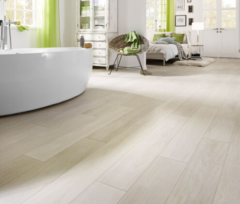 Badezimmer mit Feuchtraumlaminat Krono Xonic